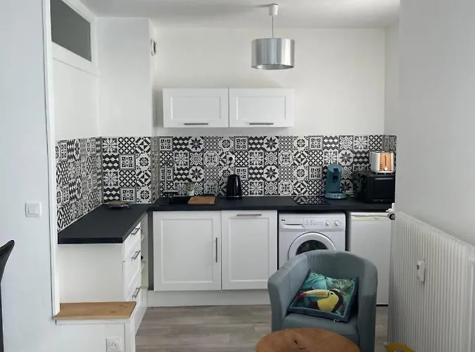 Appartement Hypercentre 27m2 Avec Balcon Et Parking