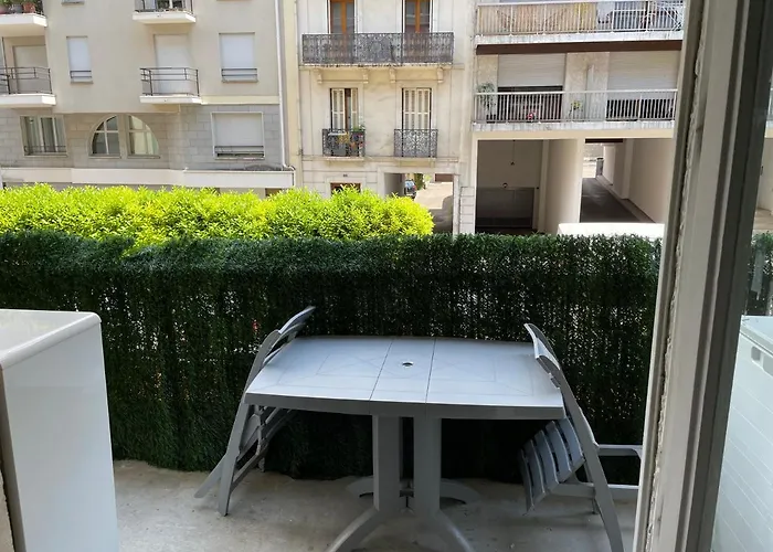 Appartement Hypercentre 27m2 Avec Balcon Et Parking